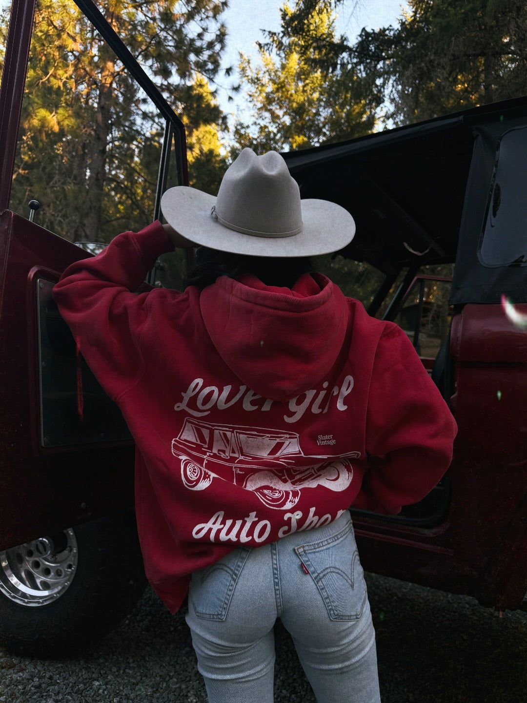 LOVERGIRL SUNFADE SWEATSHIRT x STRAWBERRY