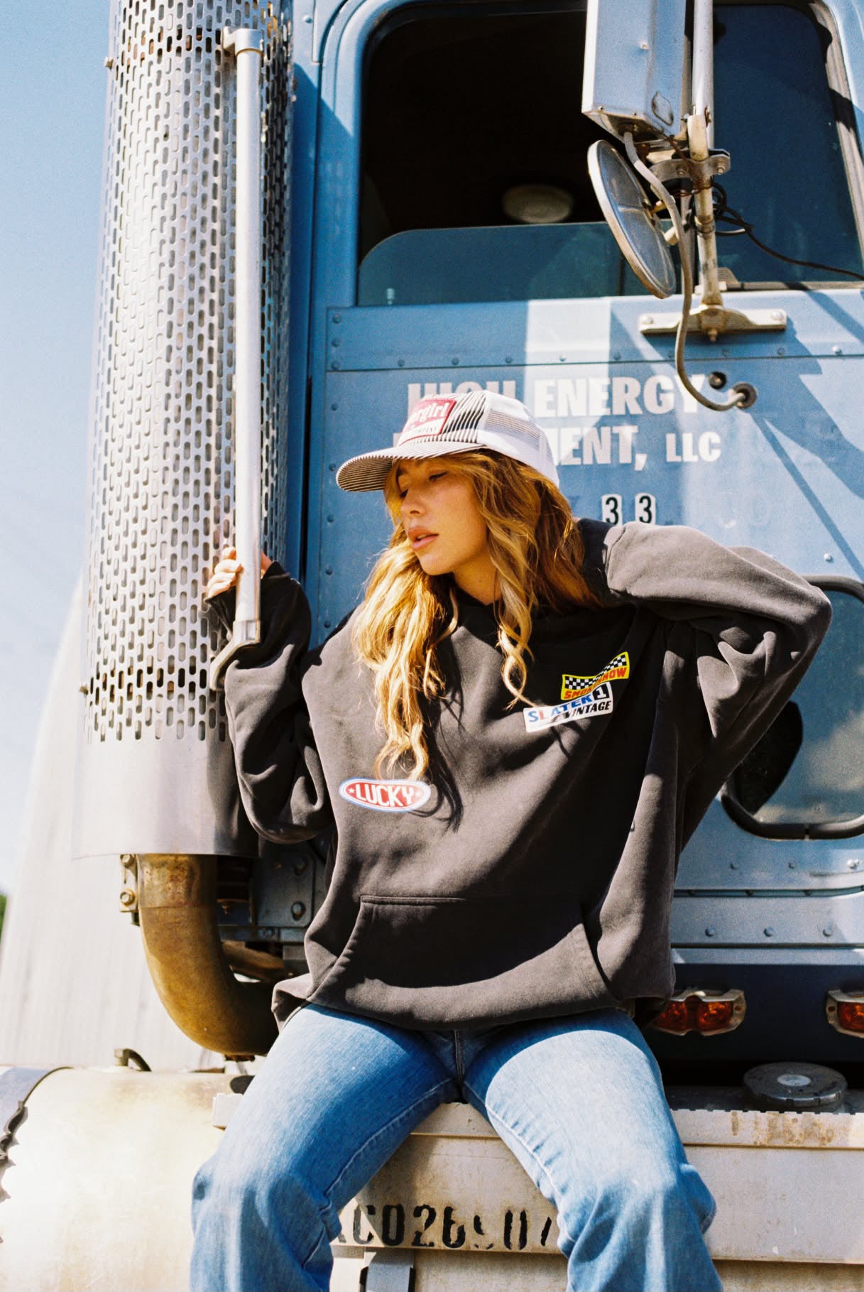 LIMITED EDITION: Keep On Truckin' Heavyweight Hoodie Sweatshirt x Washed Black